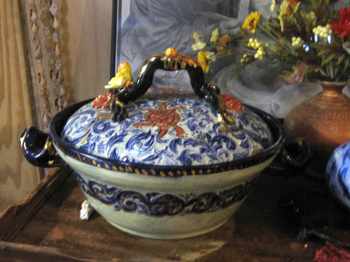 Casserole dish by Yary Livan. Photo by Maggie Holtzberg