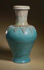 Flower pot by Yary Livan. Photo by Jason Dowdle.